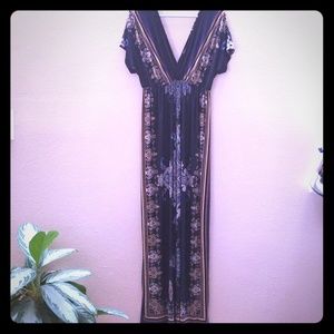 LAST CHANCE- PULLING DEC. 7th -Beautiful maxi dress